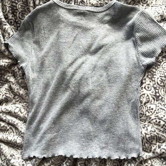 Crop Top - Picture 2 of 3